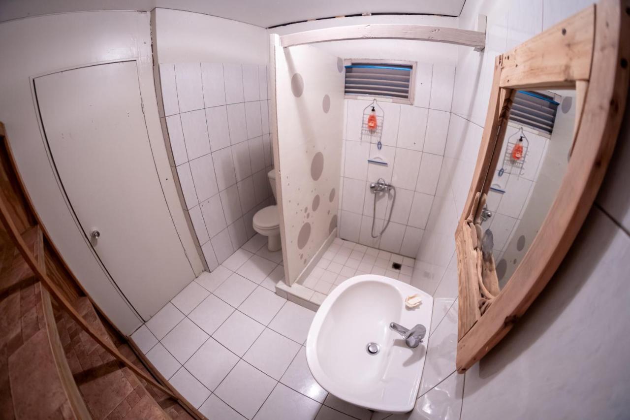 Manomano Lodge Papara Экстерьер фото